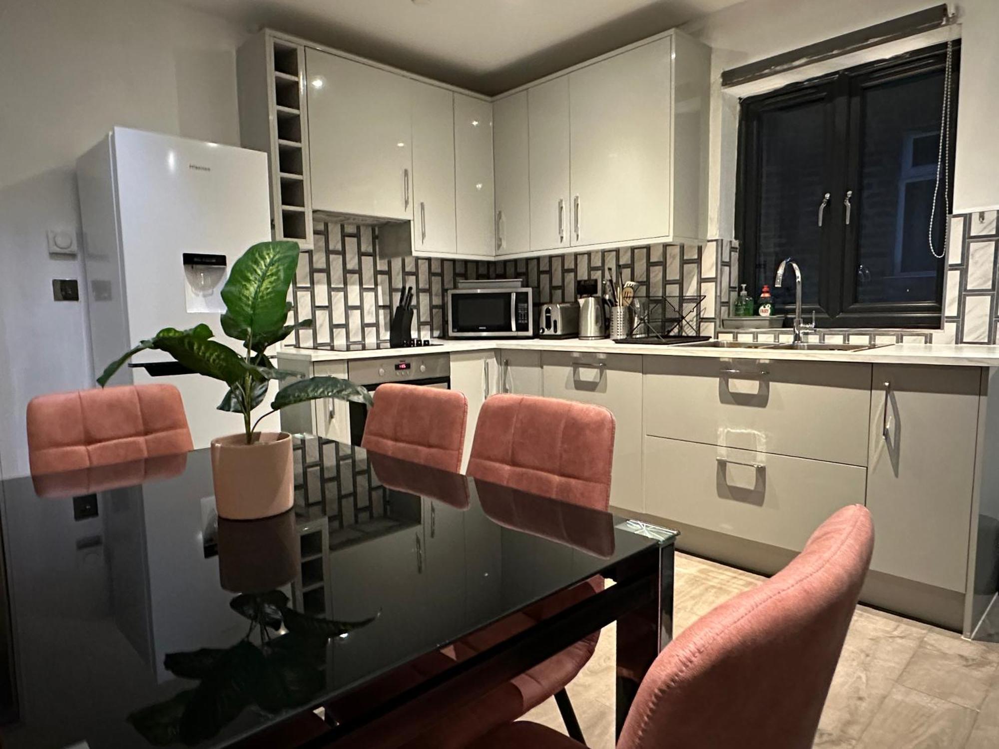 Luxurious Hidden Gem In Wandsworth Apartment London Exterior photo